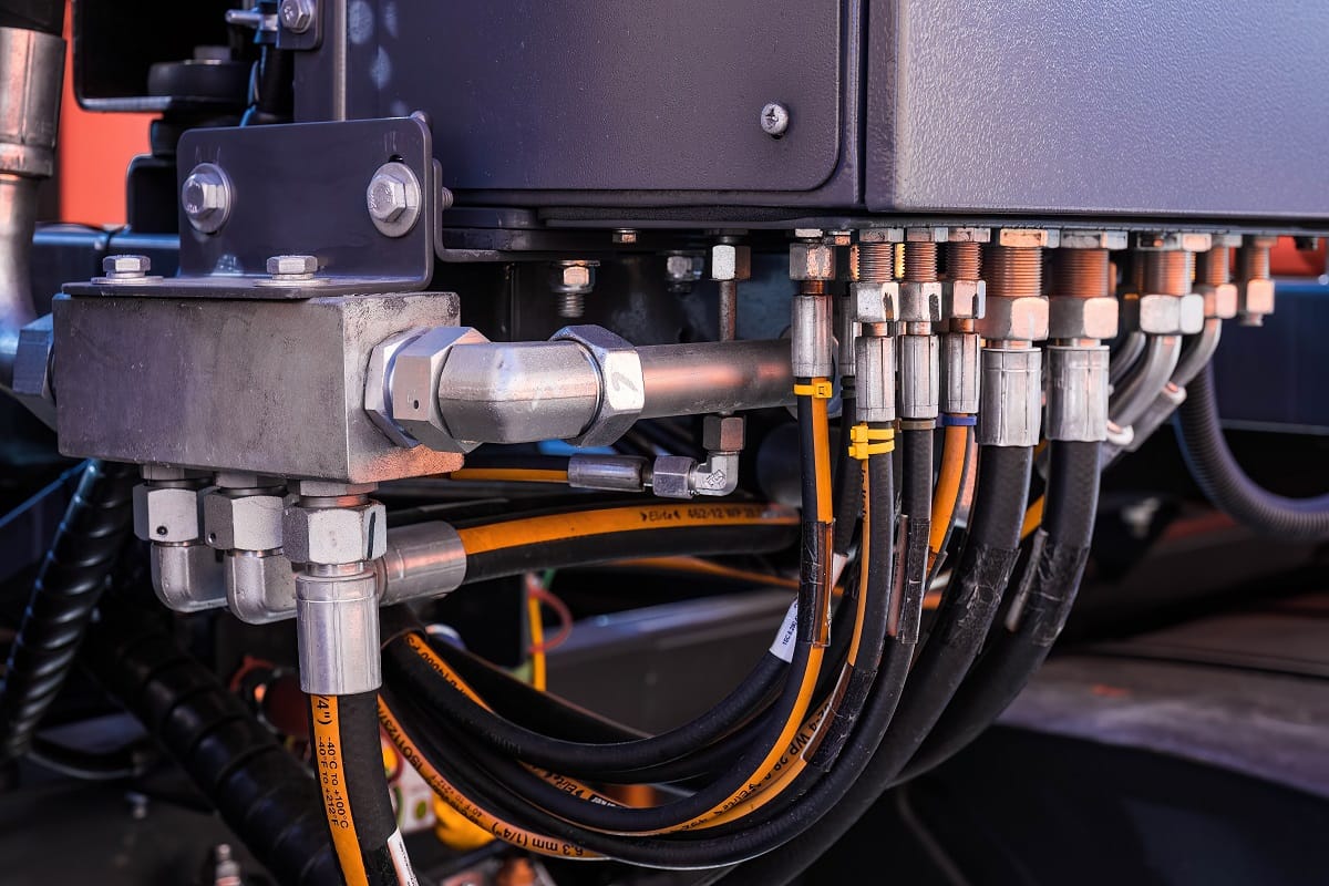 Armatura przemysłowa a efektywność energetyczna instalacji - jak dobrać optymalne rozwiązania?