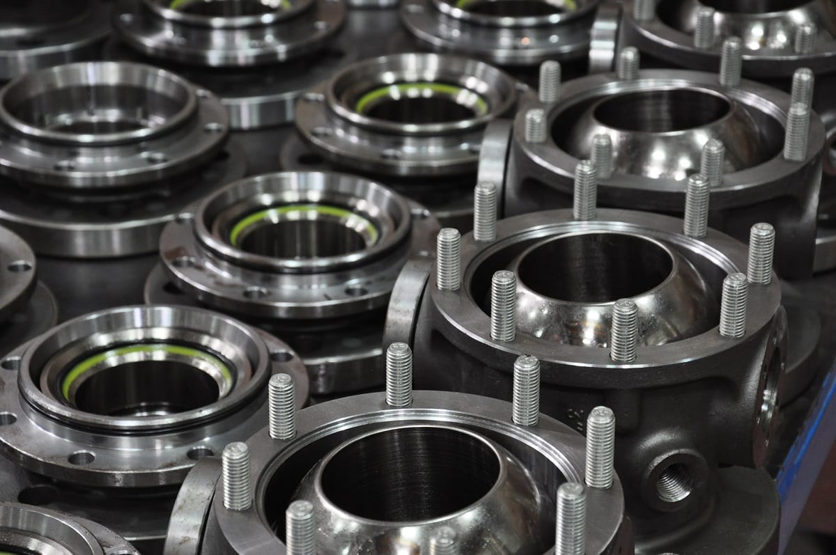 Przepustnice teflonowe i elastomerowe – gdzie sprawdzają się najlepiej?